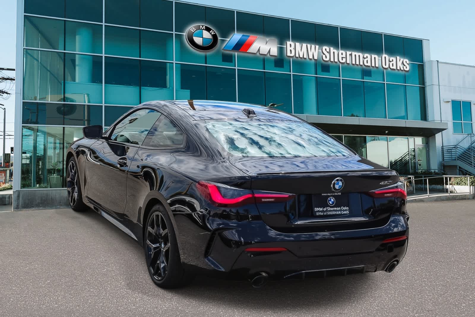 Thumbnail: 2026 BMW 4 Series - 6