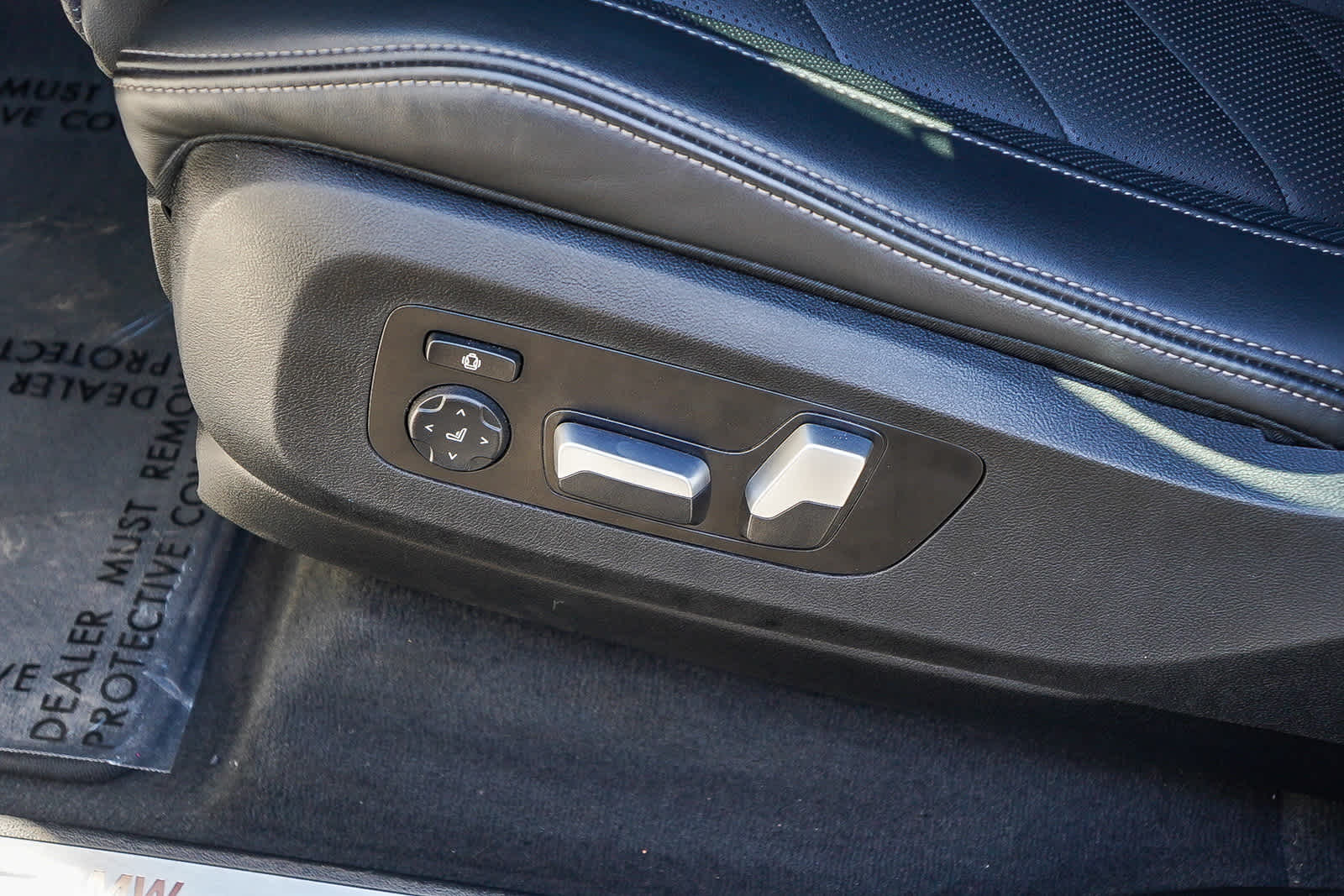 Thumbnail: 2025 BMW X5 - 24