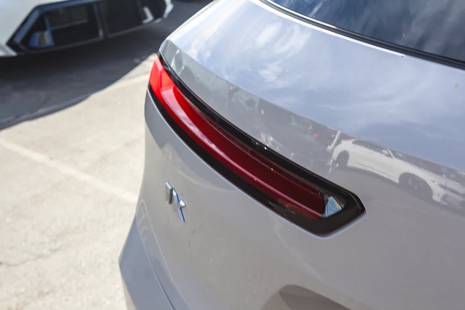 Thumbnail: 2026 BMW iX - 7