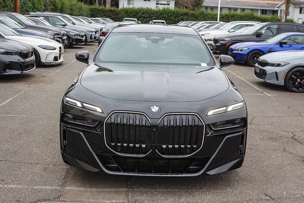 New 2026 BMW 740i Sedan