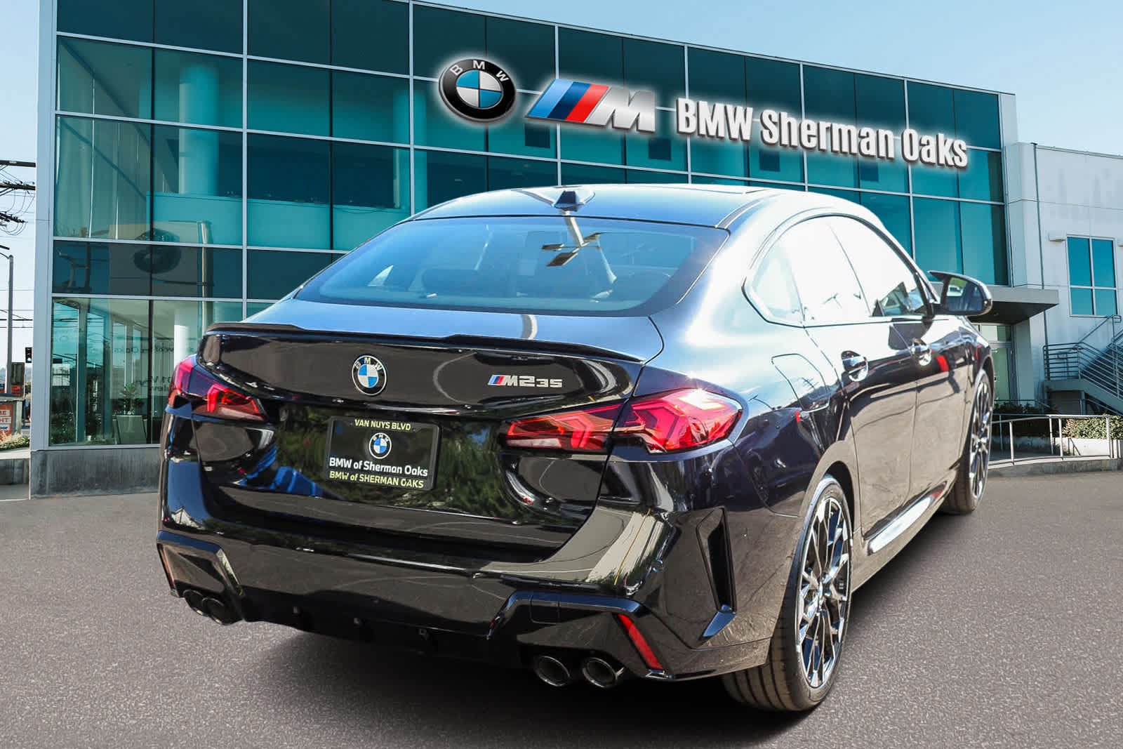 Thumbnail: 2026 BMW 2 Series - 6