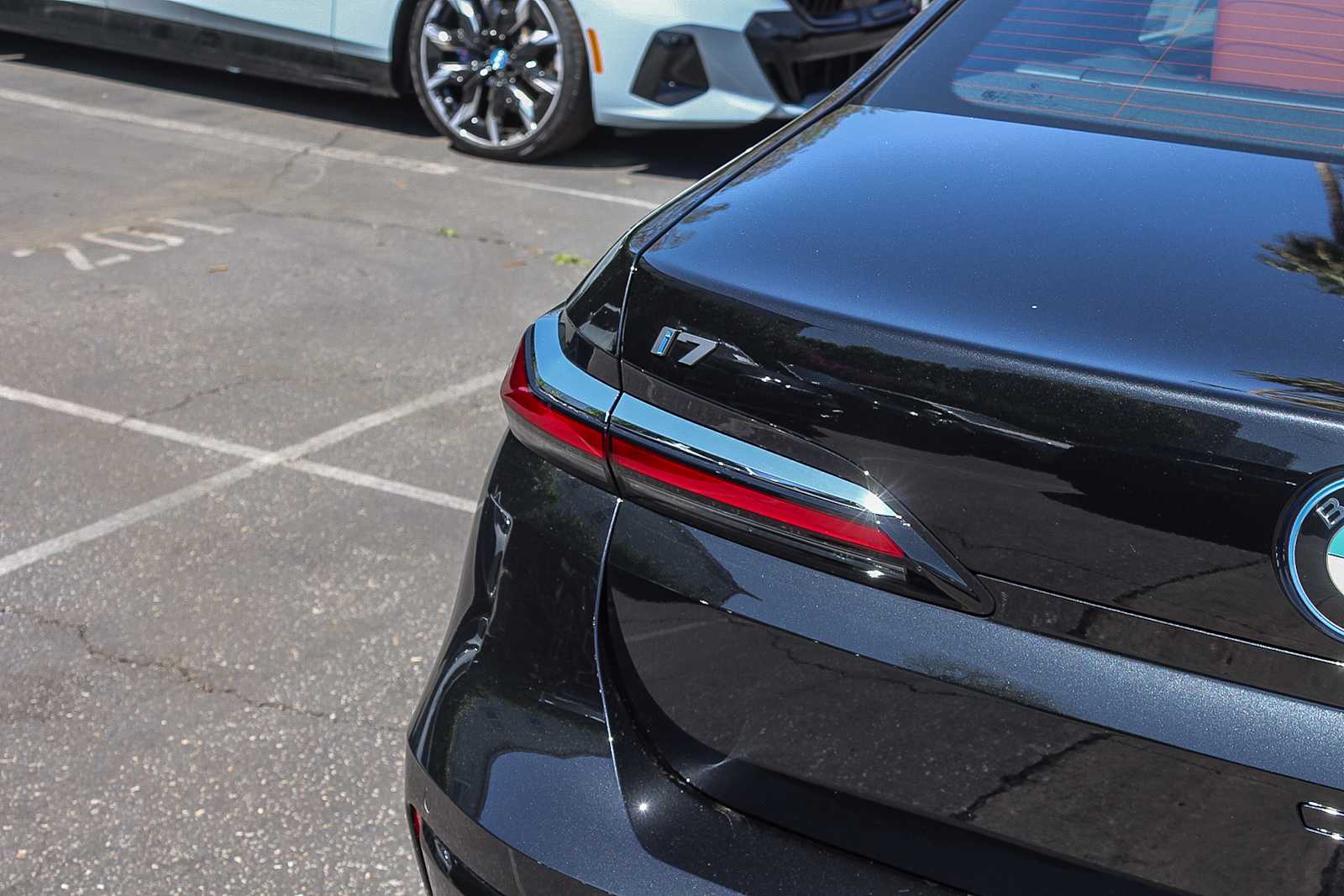 Thumbnail: 2026 BMW i7 - 7