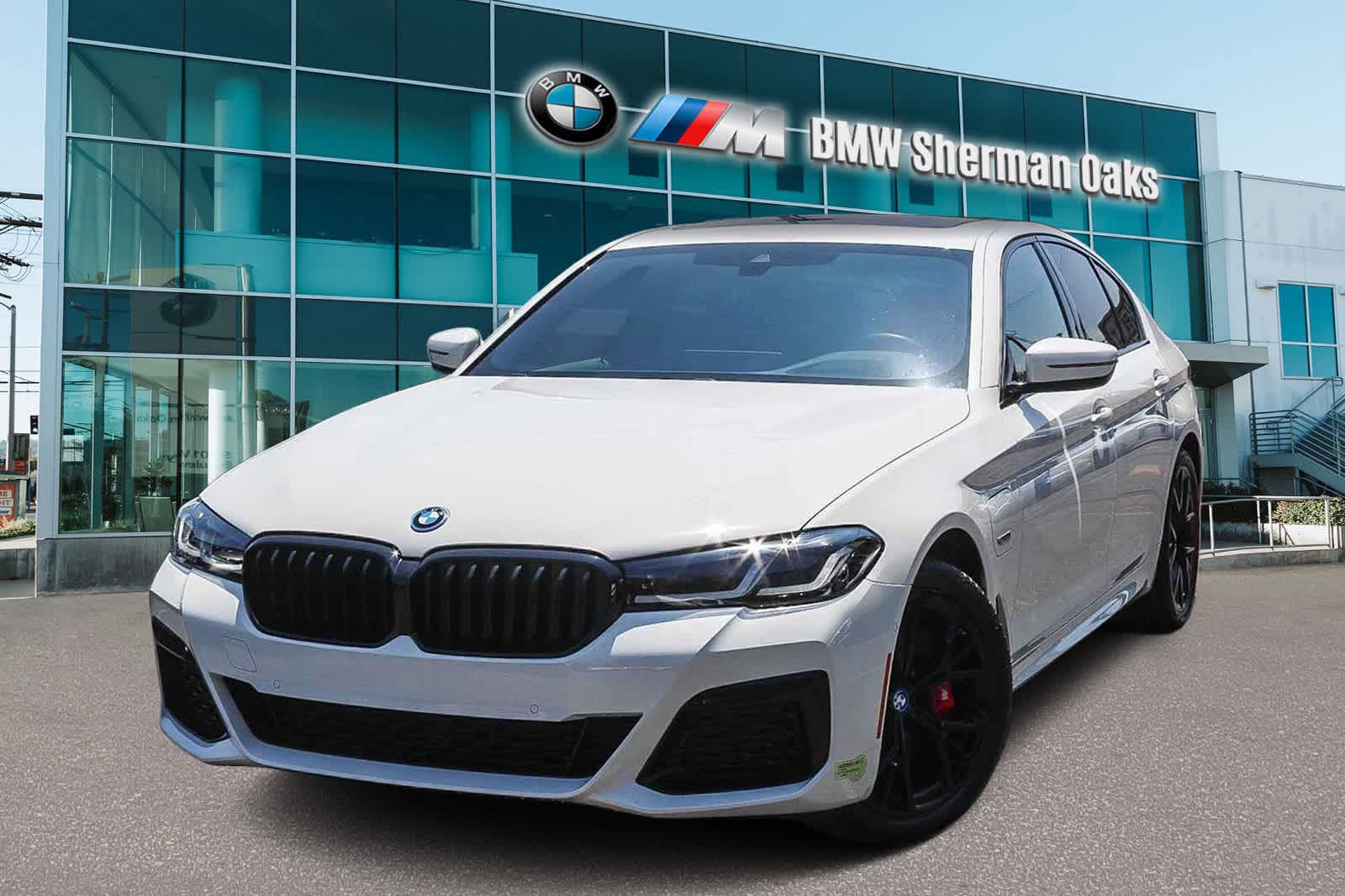 Thumbnail: 2022 BMW 5 Series - 2