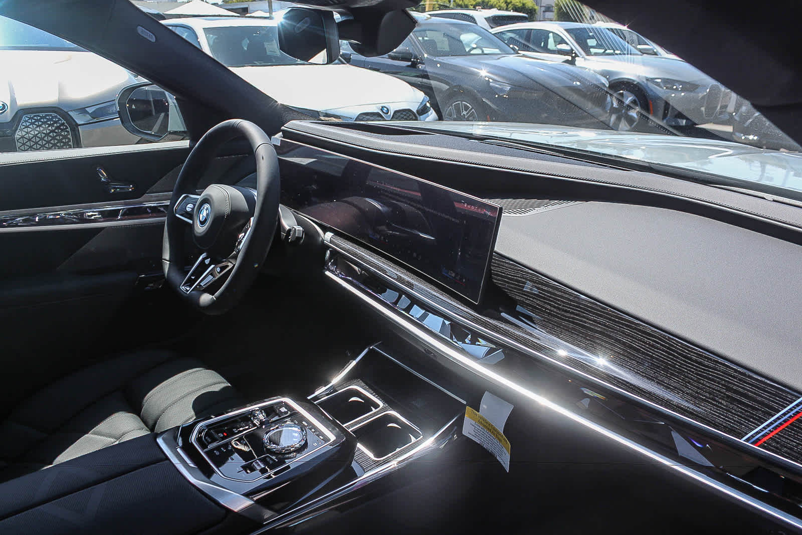 Thumbnail: 2026 BMW i7 - 15