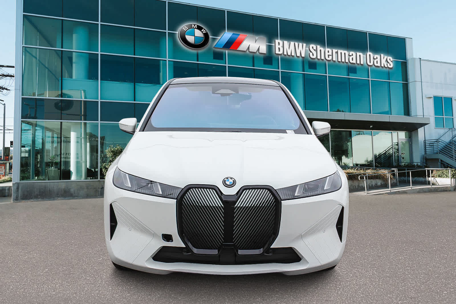 Thumbnail: 2026 BMW iX - 2