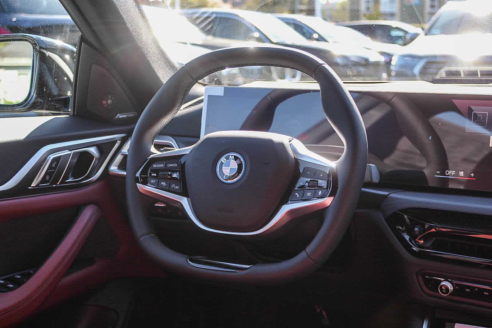 Thumbnail: 2026 BMW i4 - 15