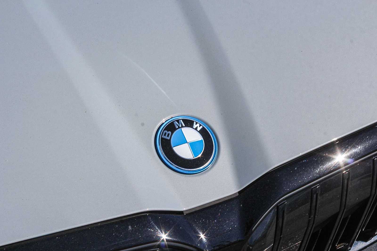 Thumbnail: 2025 BMW i5 - 11