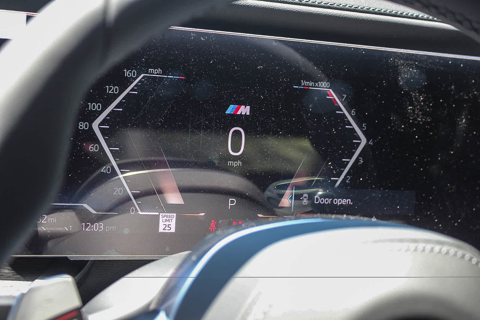 Thumbnail: 2026 BMW 7 Series - 25