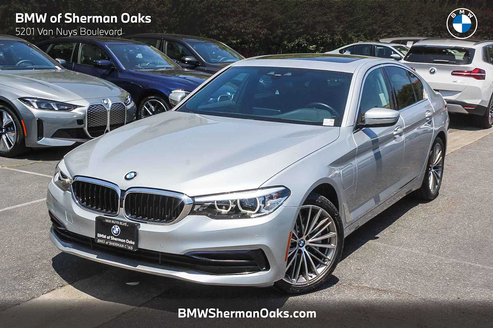 2020 BMW 5 Series 530e iPerformance Sedan's photo