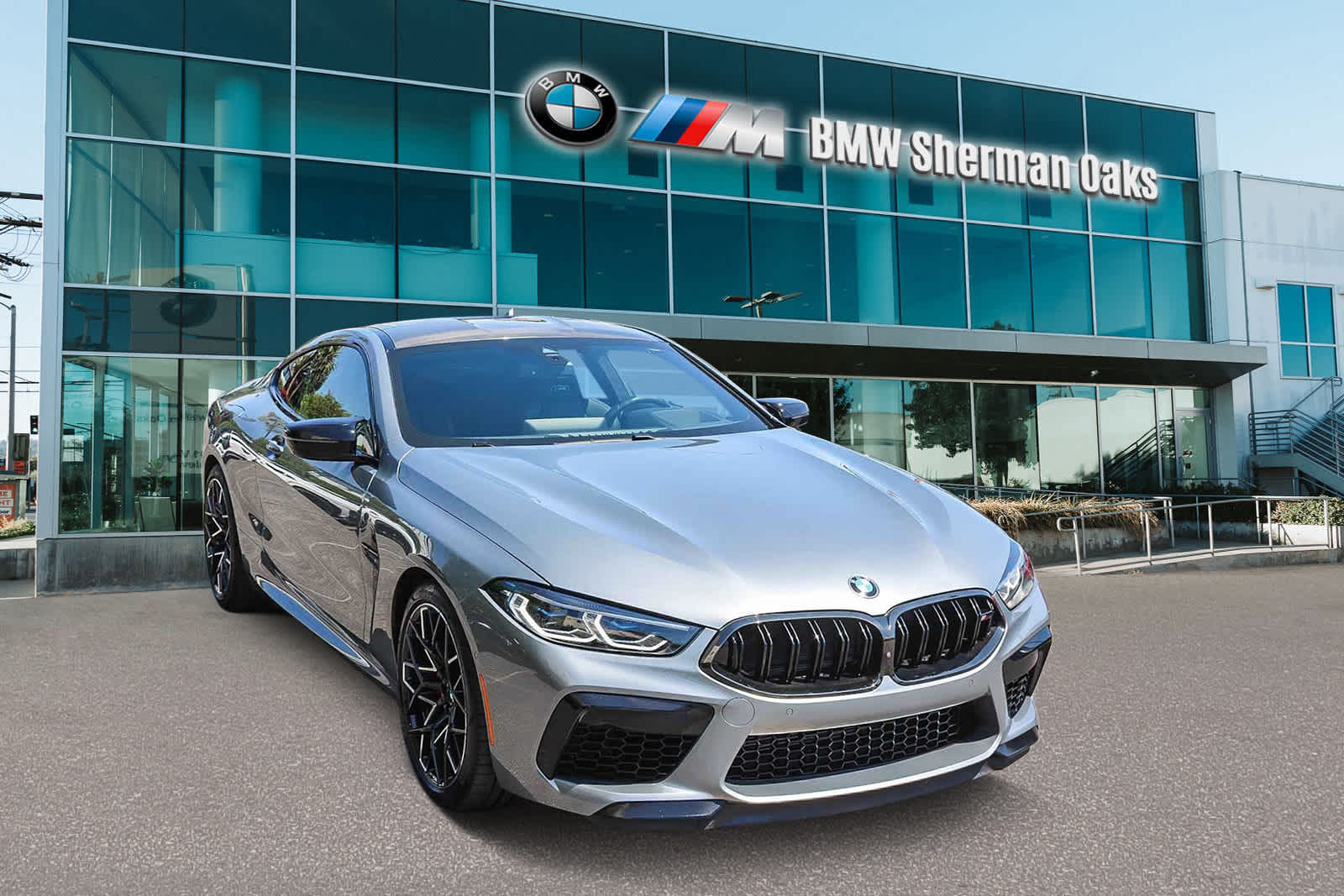 Thumbnail: 2024 BMW M8 - 3