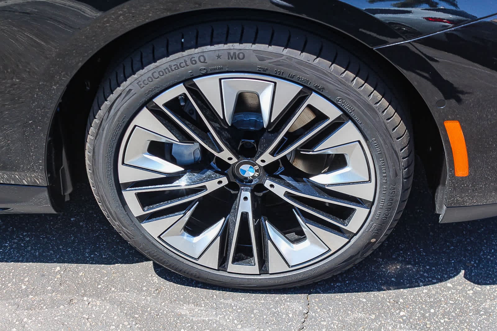 Thumbnail: 2026 BMW i5 - 9