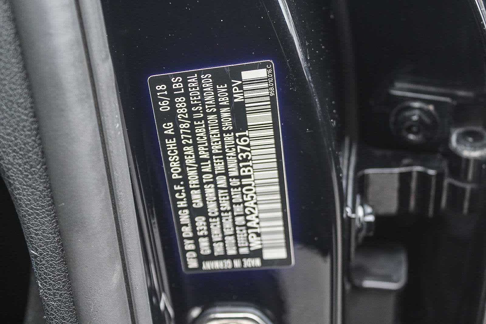 Thumbnail: 2018 Porsche Macan - 28