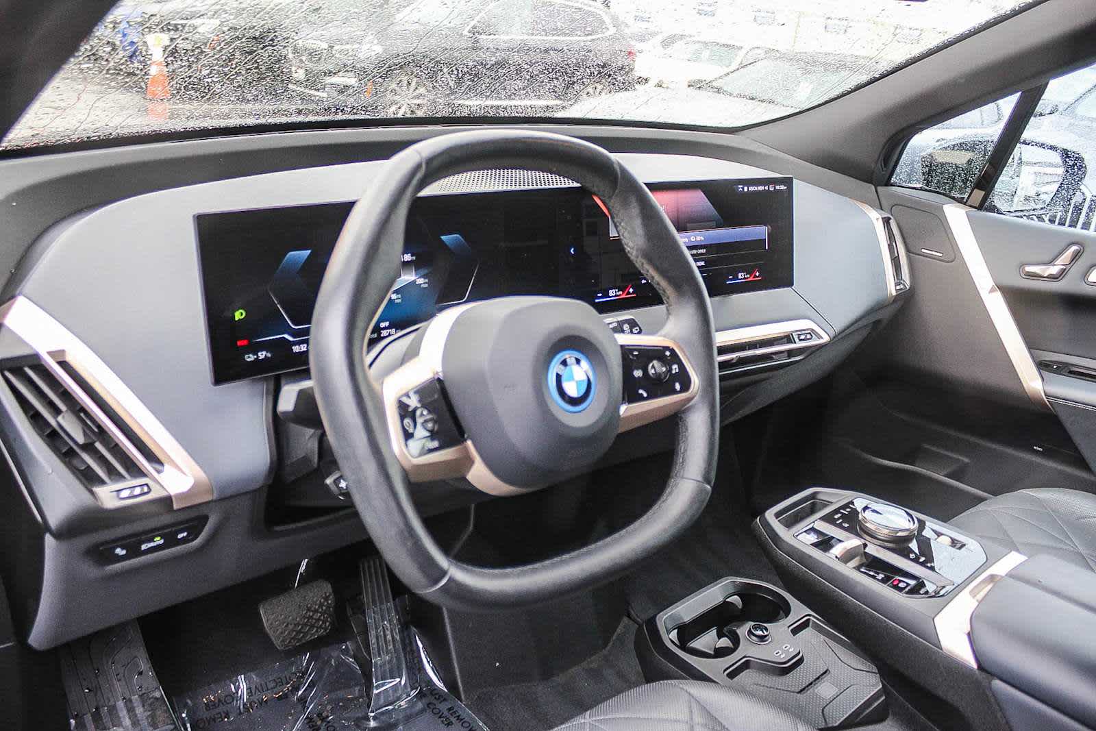 Thumbnail: 2023 BMW iX - 17