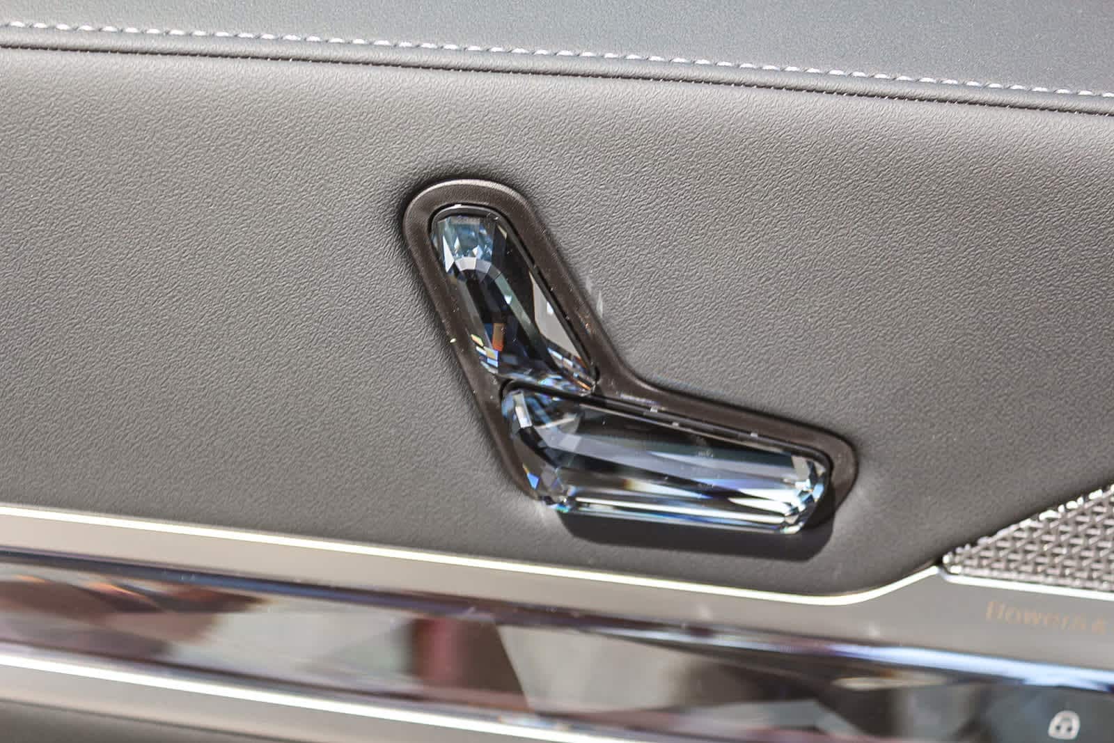 Thumbnail: 2026 BMW i7 - 21