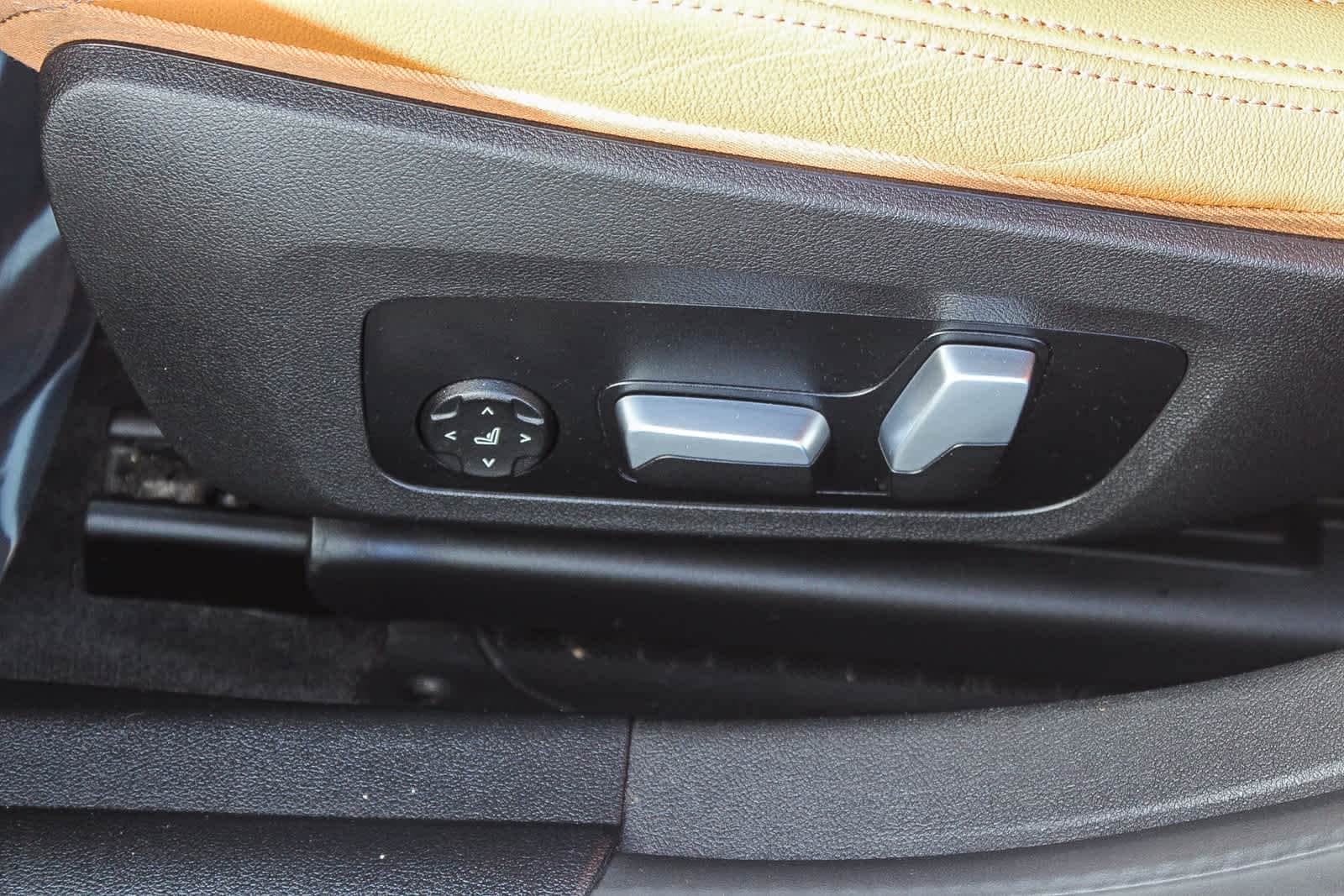 Thumbnail: 2022 BMW 4 Series - 21