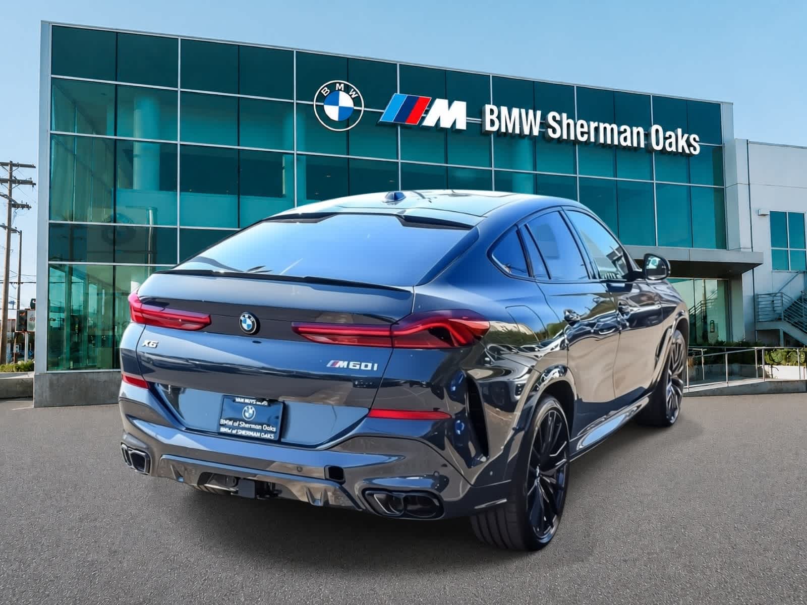 Thumbnail: 2027 BMW X6 - 4