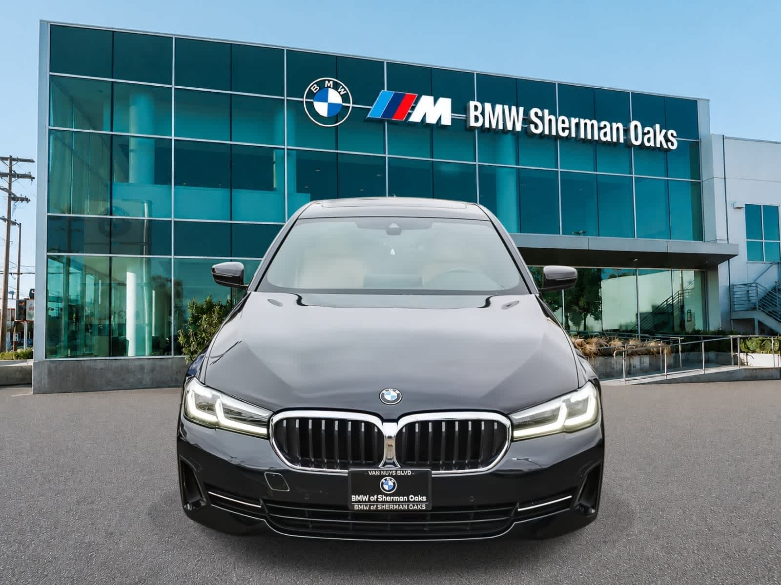 Thumbnail: 2021 BMW 5 Series - 2