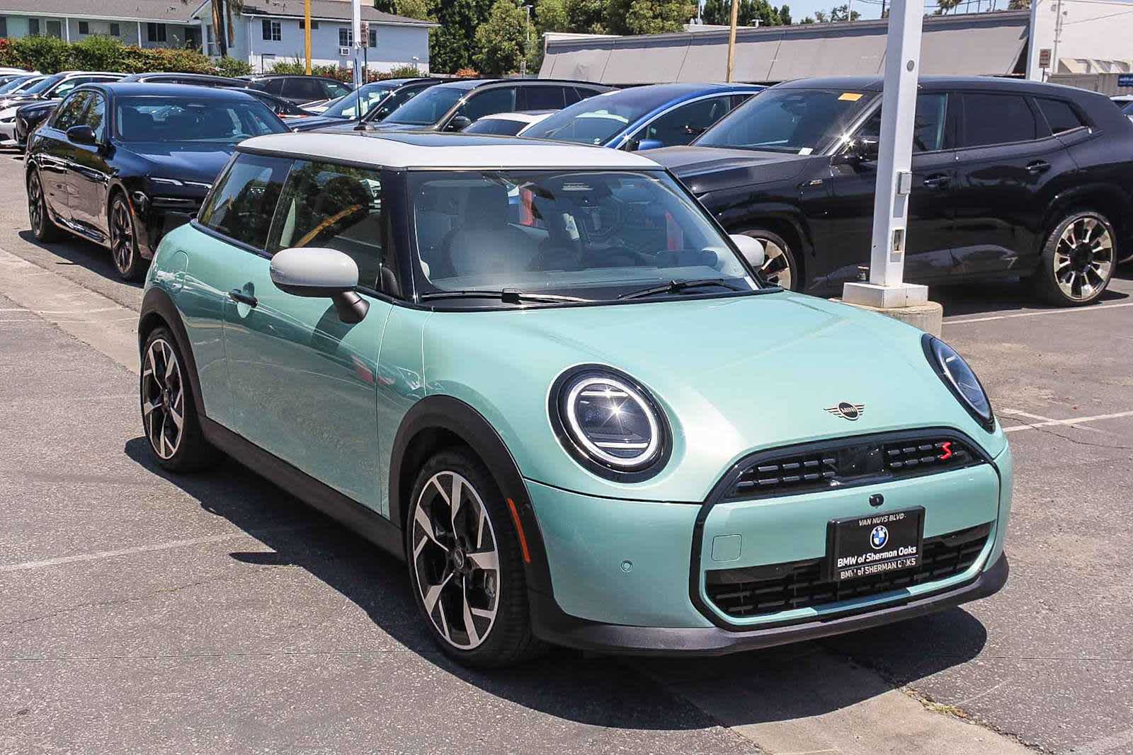 Thumbnail: 2025 MINI Cooper Hardtop - 3