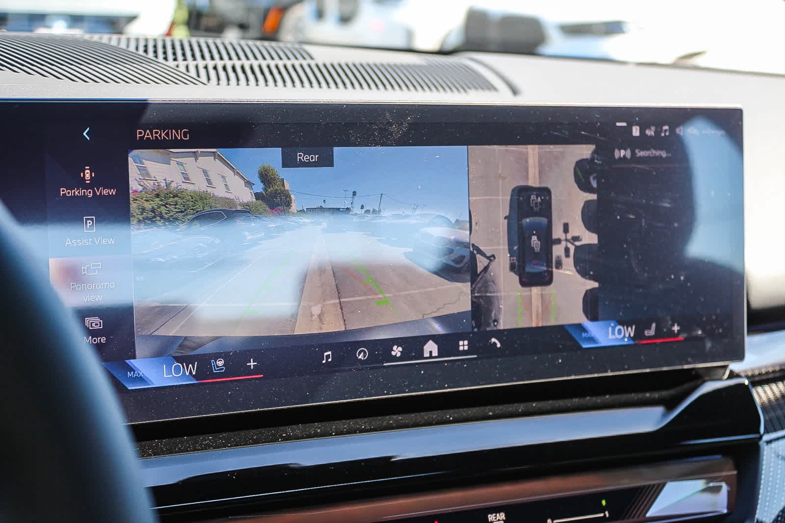 Thumbnail: 2026 BMW 5 Series - 23