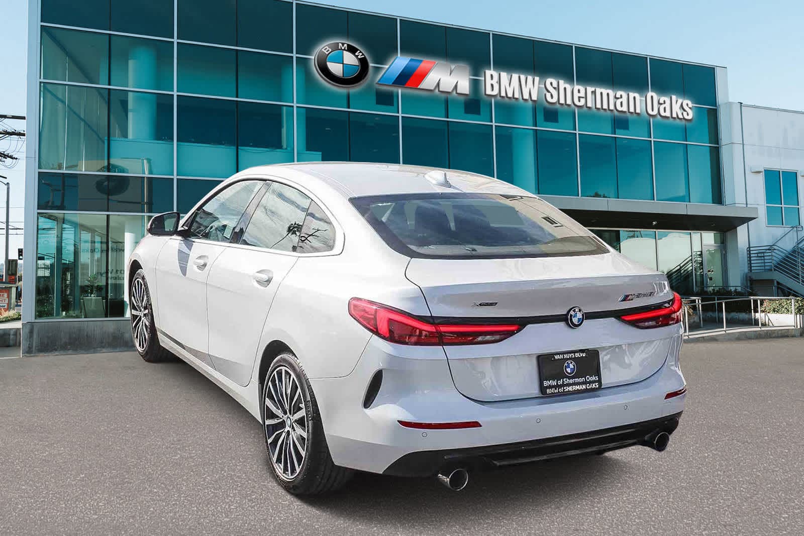 Thumbnail: 2021 BMW 2 Series - 6