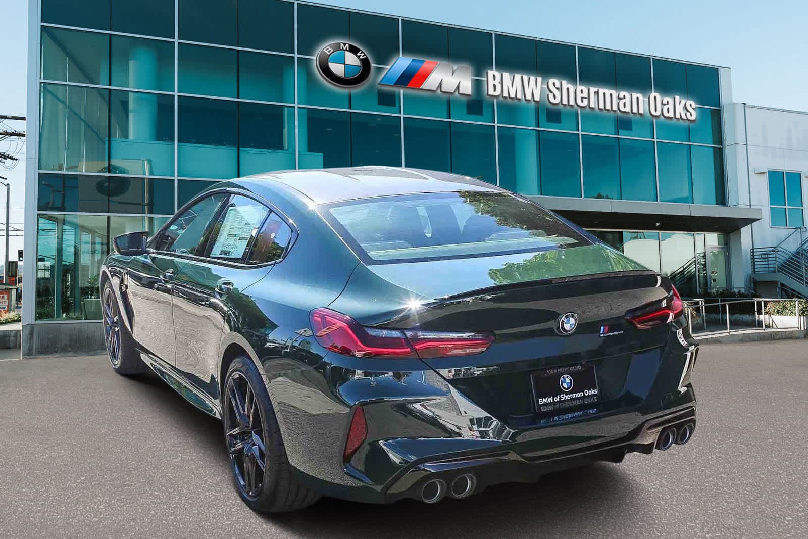 Thumbnail: 2025 BMW M8 - 6