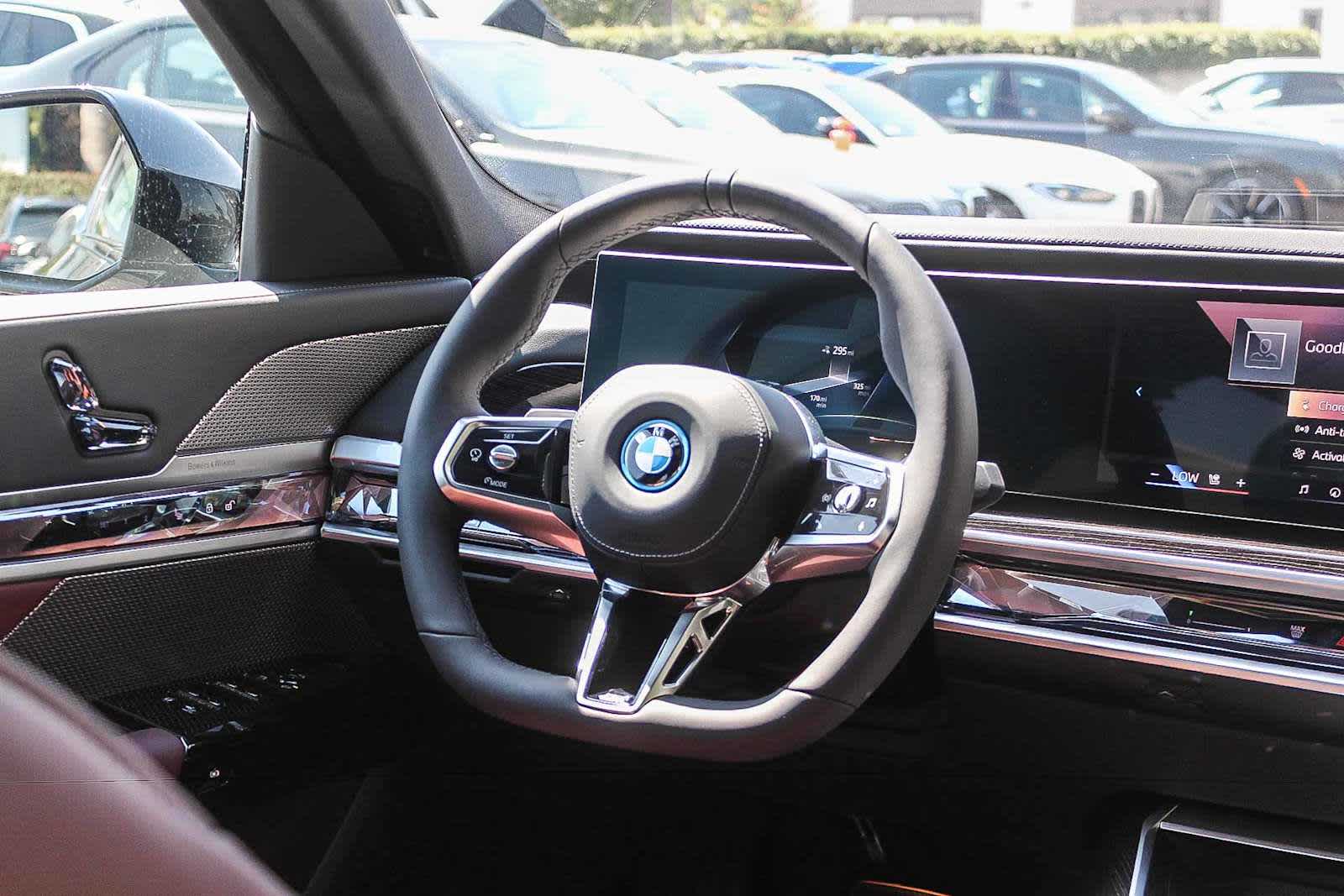 Thumbnail: 2026 BMW i7 - 22