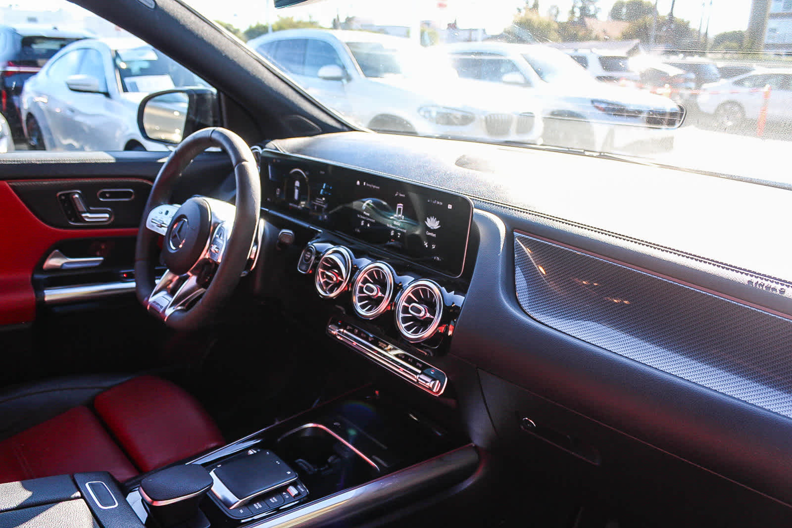 Thumbnail: 2021 Mercedes-Benz GLA - 16