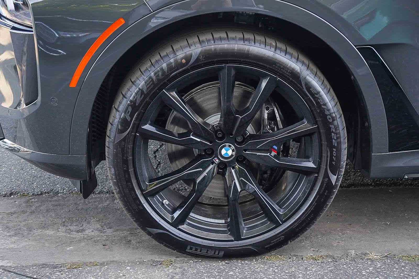 Thumbnail: 2026 BMW X7 - 10