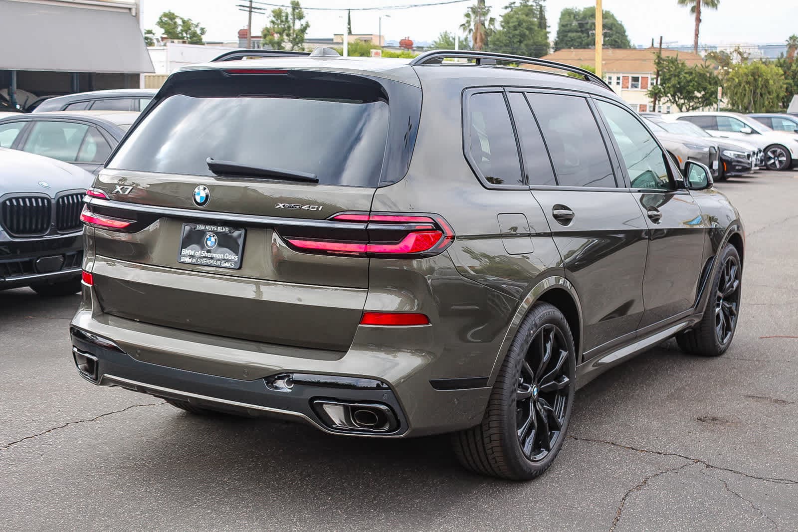 Thumbnail: 2026 BMW X7 - 4