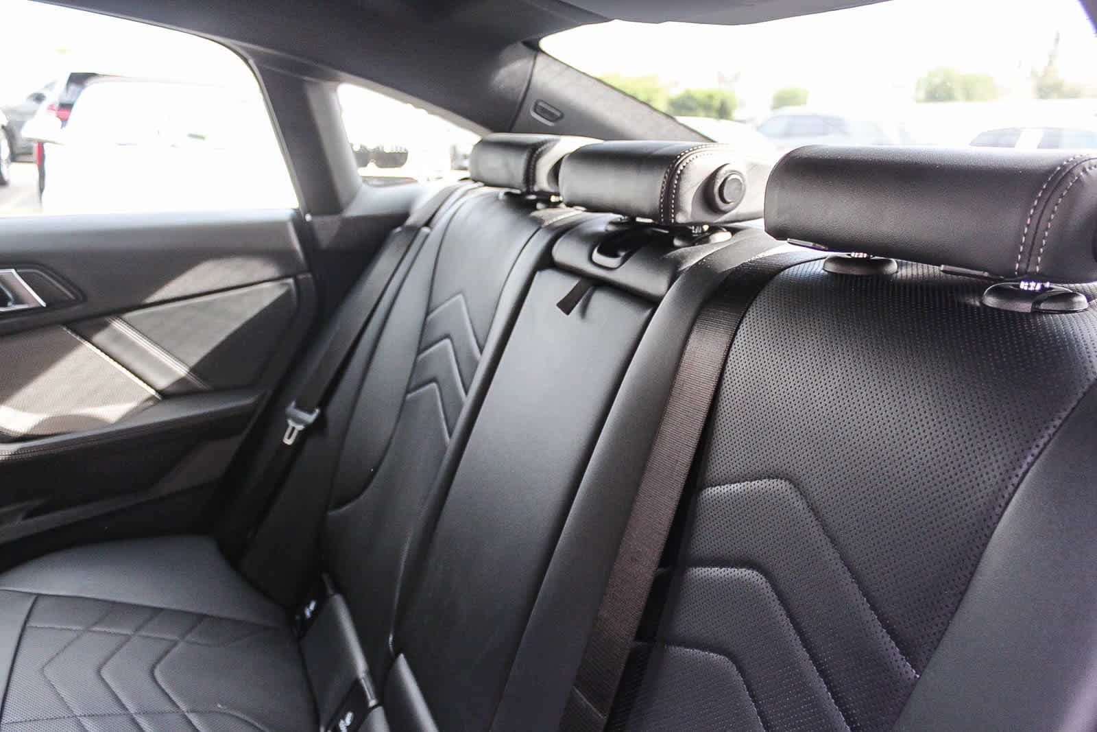 Thumbnail: 2025 BMW 2 Series - 18