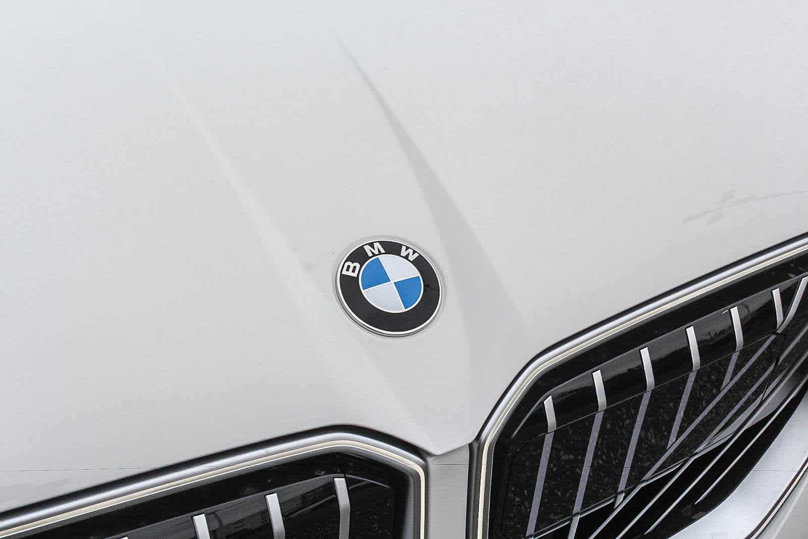 Thumbnail: 2026 BMW X3 - 11