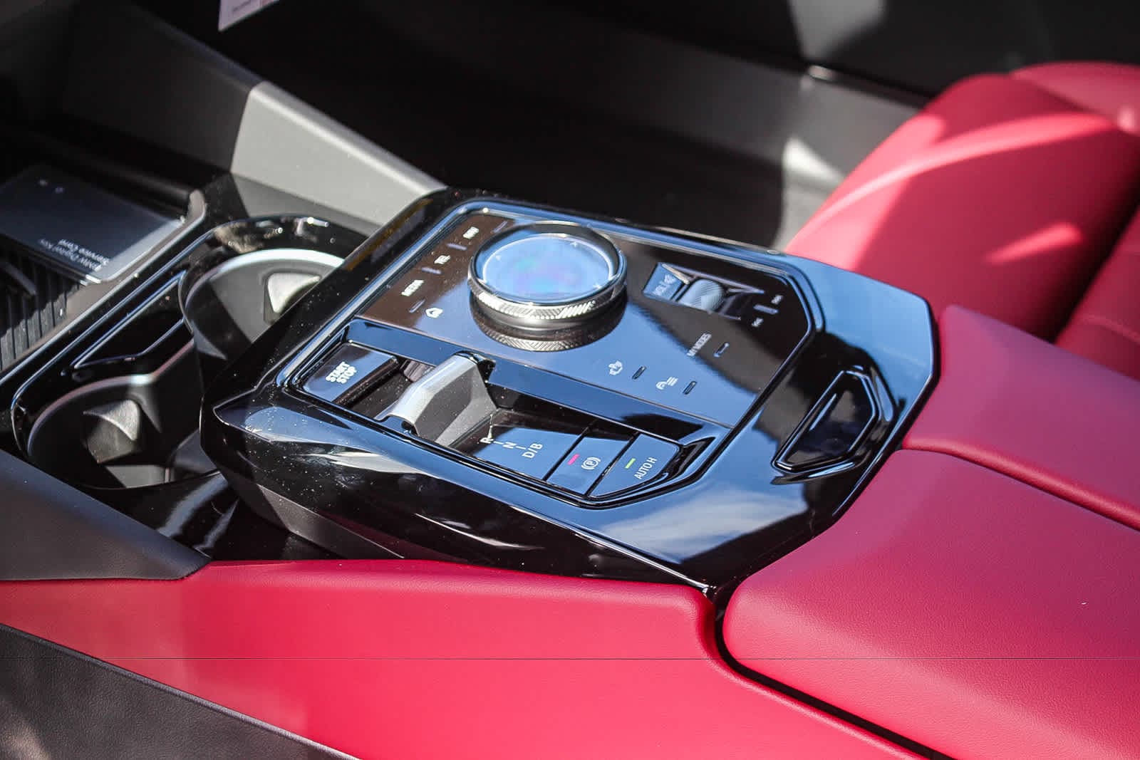 Thumbnail: 2026 BMW i5 - 18