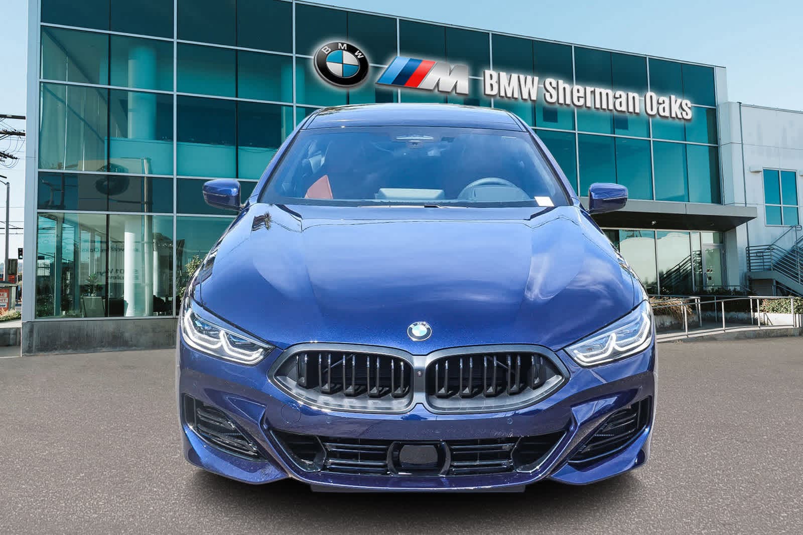 Thumbnail: 2026 BMW 8 Series - 2