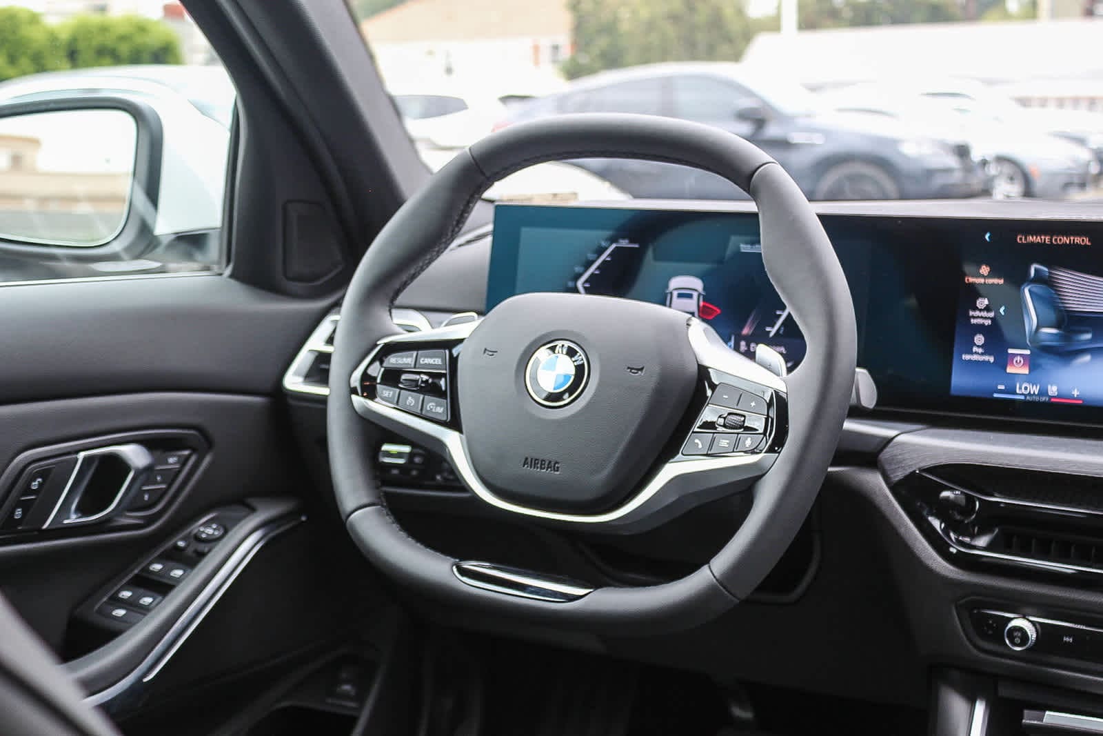 Thumbnail: 2025 BMW 3 Series - 15