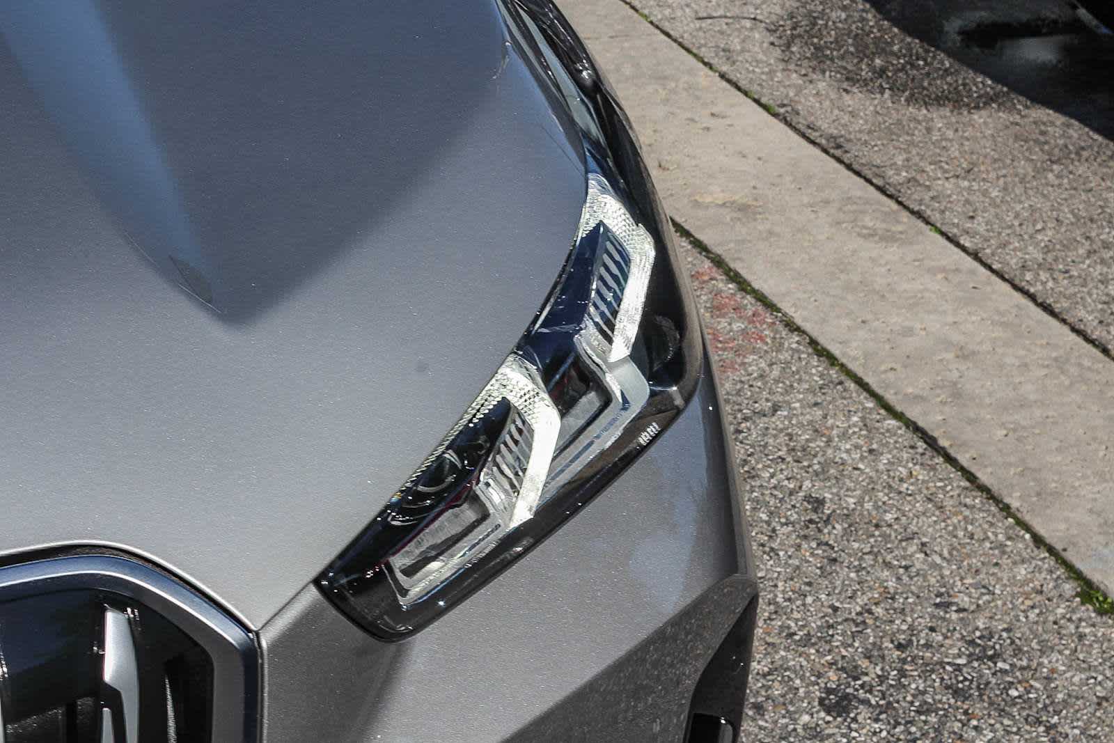 Thumbnail: 2023 BMW X1 - 10