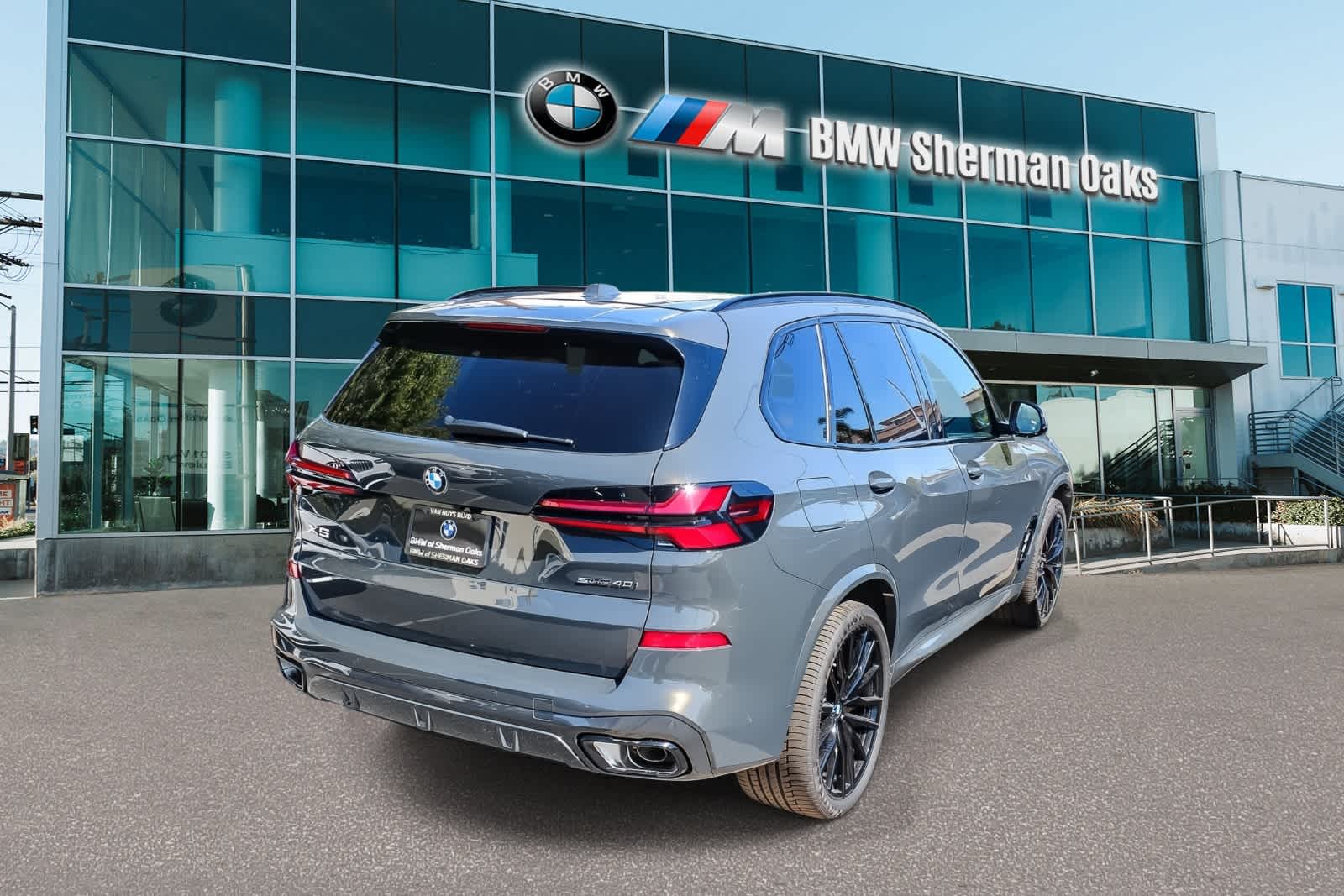 Thumbnail: 2026 BMW X5 - 4