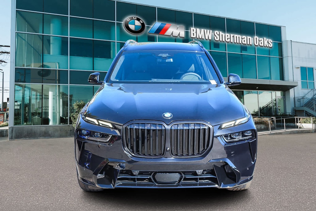 New 2026 BMW X7 xDrive40i SUV