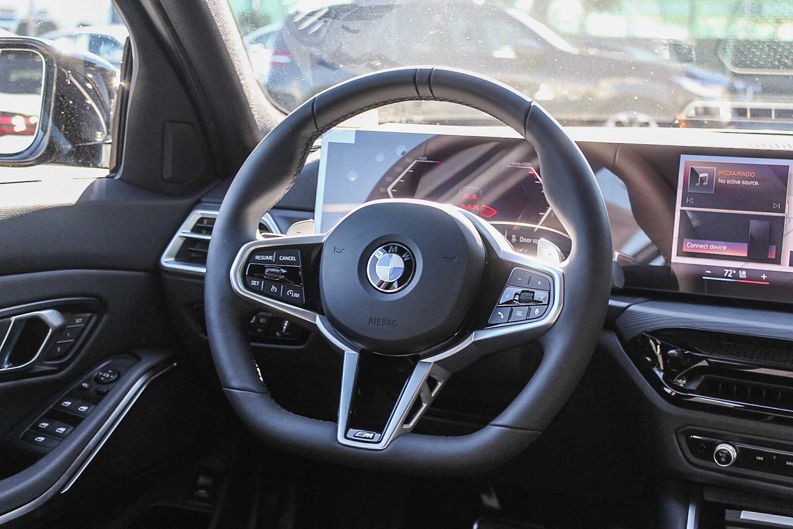 Thumbnail: 2026 BMW 3 Series - 15