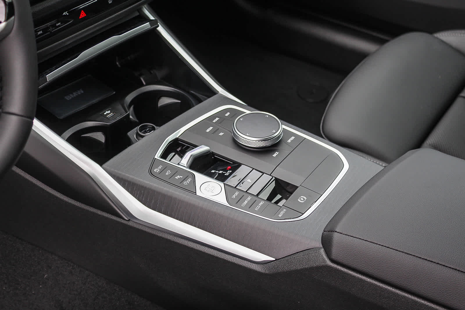 Thumbnail: 2025 BMW 3 Series - 19