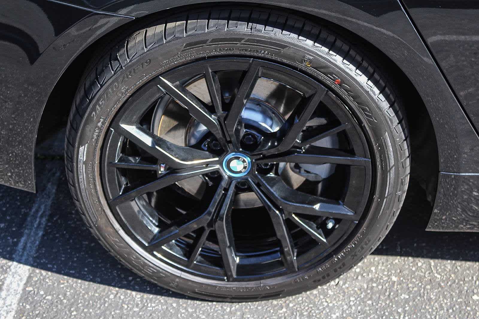 Thumbnail: 2023 BMW 5 Series - 8