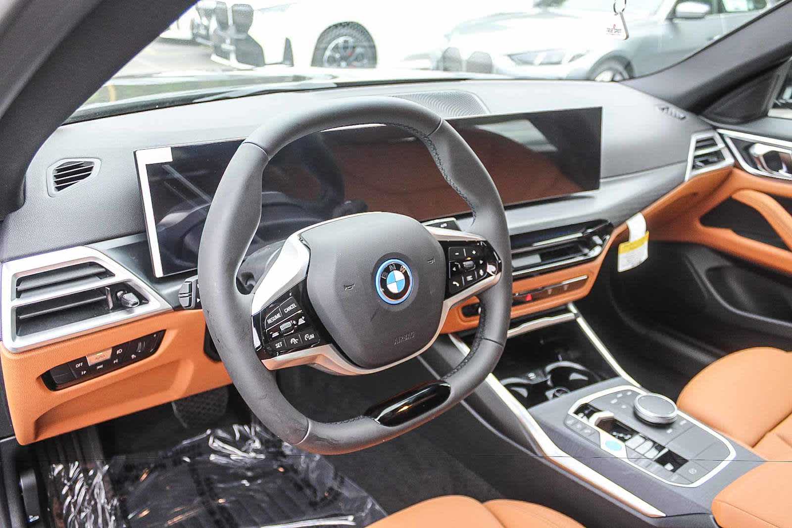 Thumbnail: 2026 BMW i4 - 16