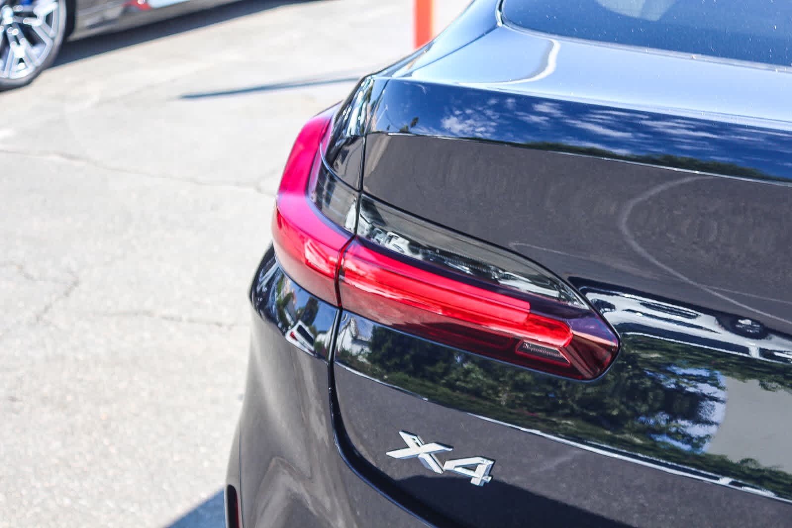 Thumbnail: 2025 BMW X4 - 7