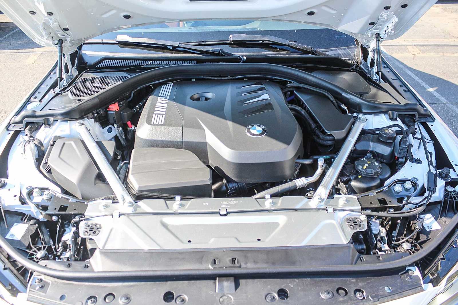Thumbnail: 2026 BMW 4 Series - 25
