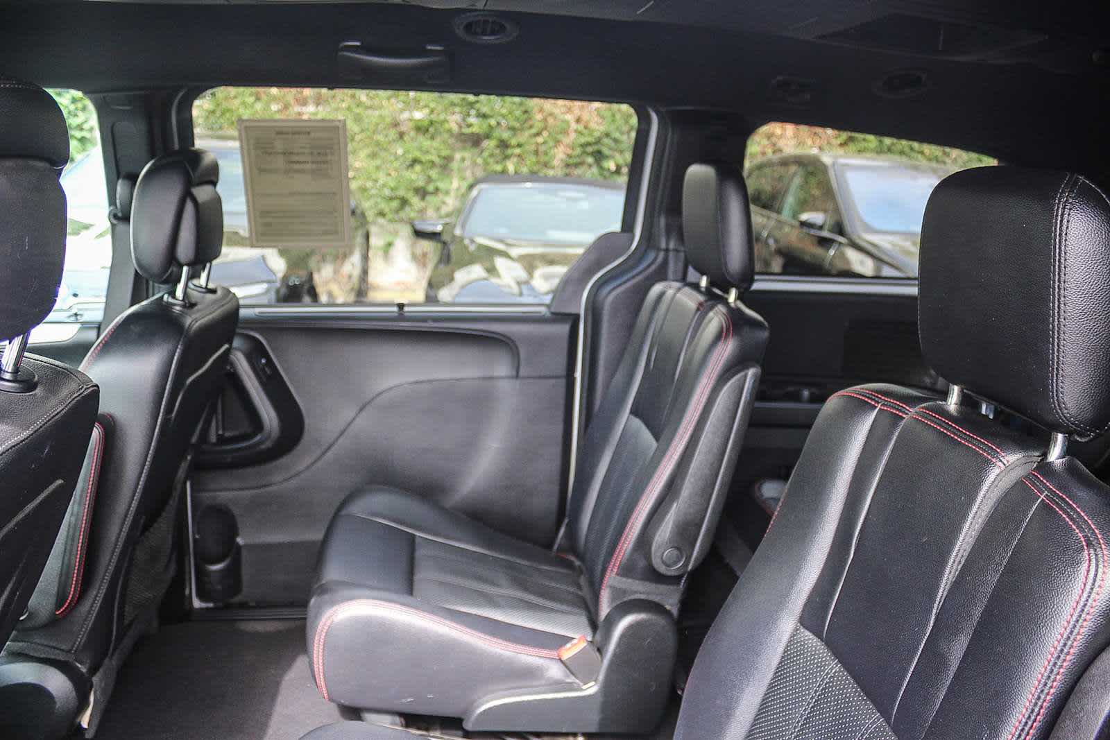 Thumbnail: 2019 Dodge Grand Caravan - 18