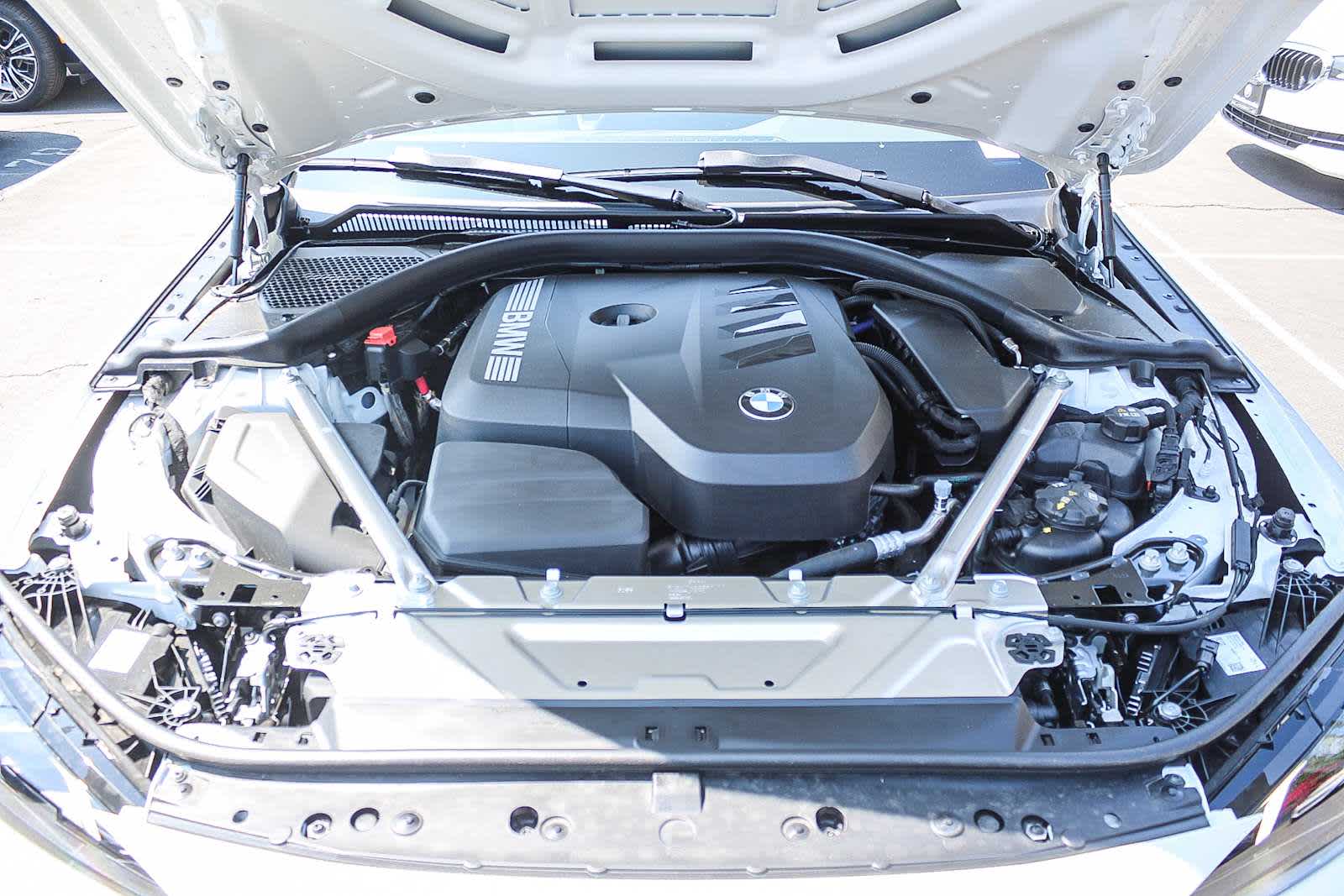 Thumbnail: 2025 BMW 4 Series - 25