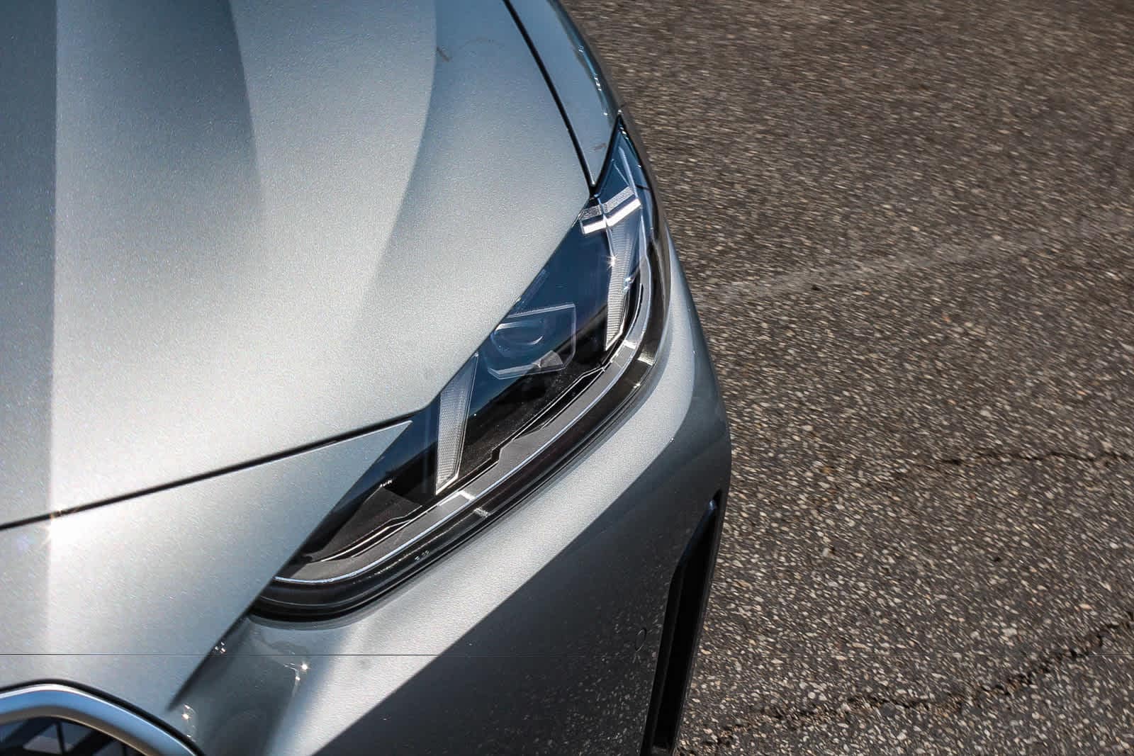 Thumbnail: 2026 BMW i4 - 10