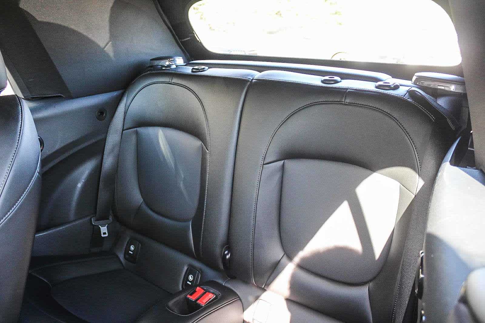 Thumbnail: 2019 MINI Cooper Convertible - 16