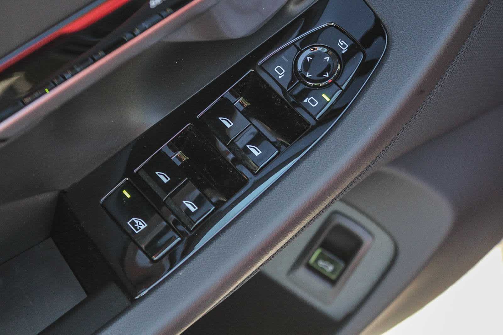 Thumbnail: 2026 BMW 5 Series - 20