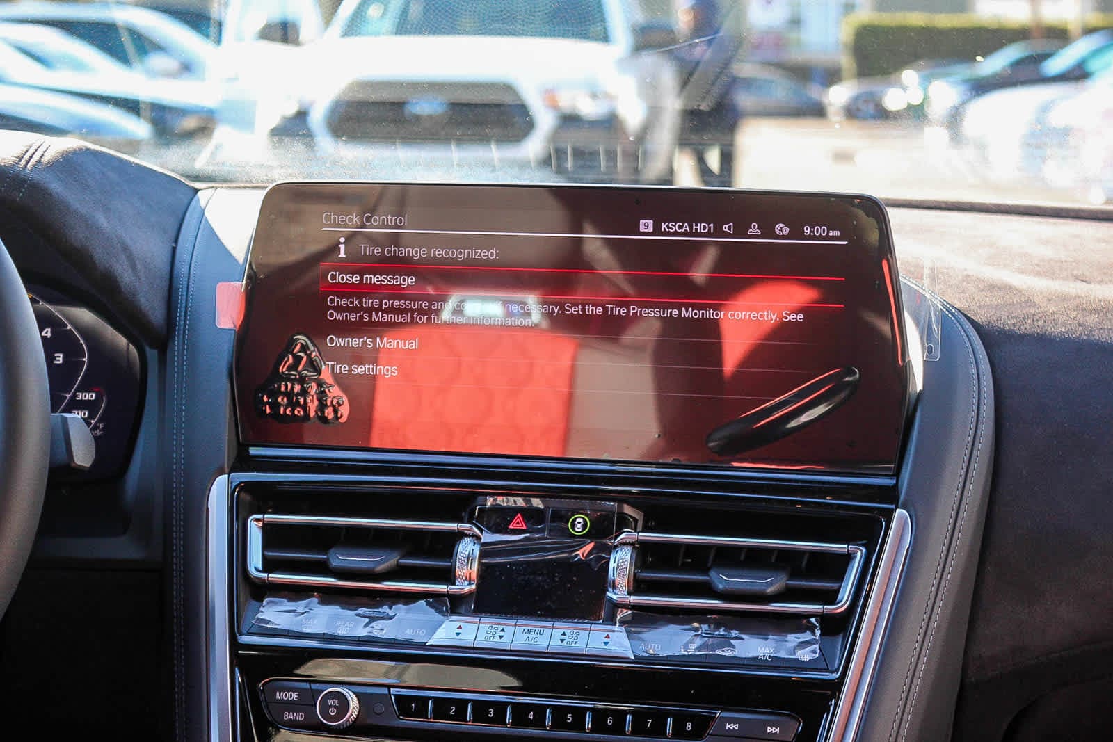 Thumbnail: 2025 BMW M8 - 14