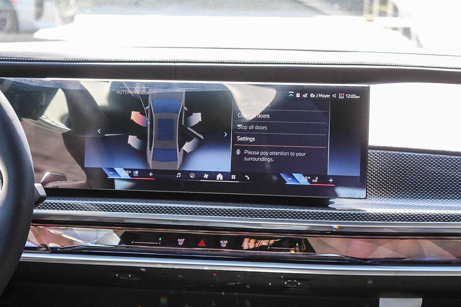 Thumbnail: 2026 BMW 7 Series - 14